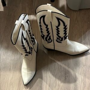 Princess Polly Cream and Black Heeled Boots